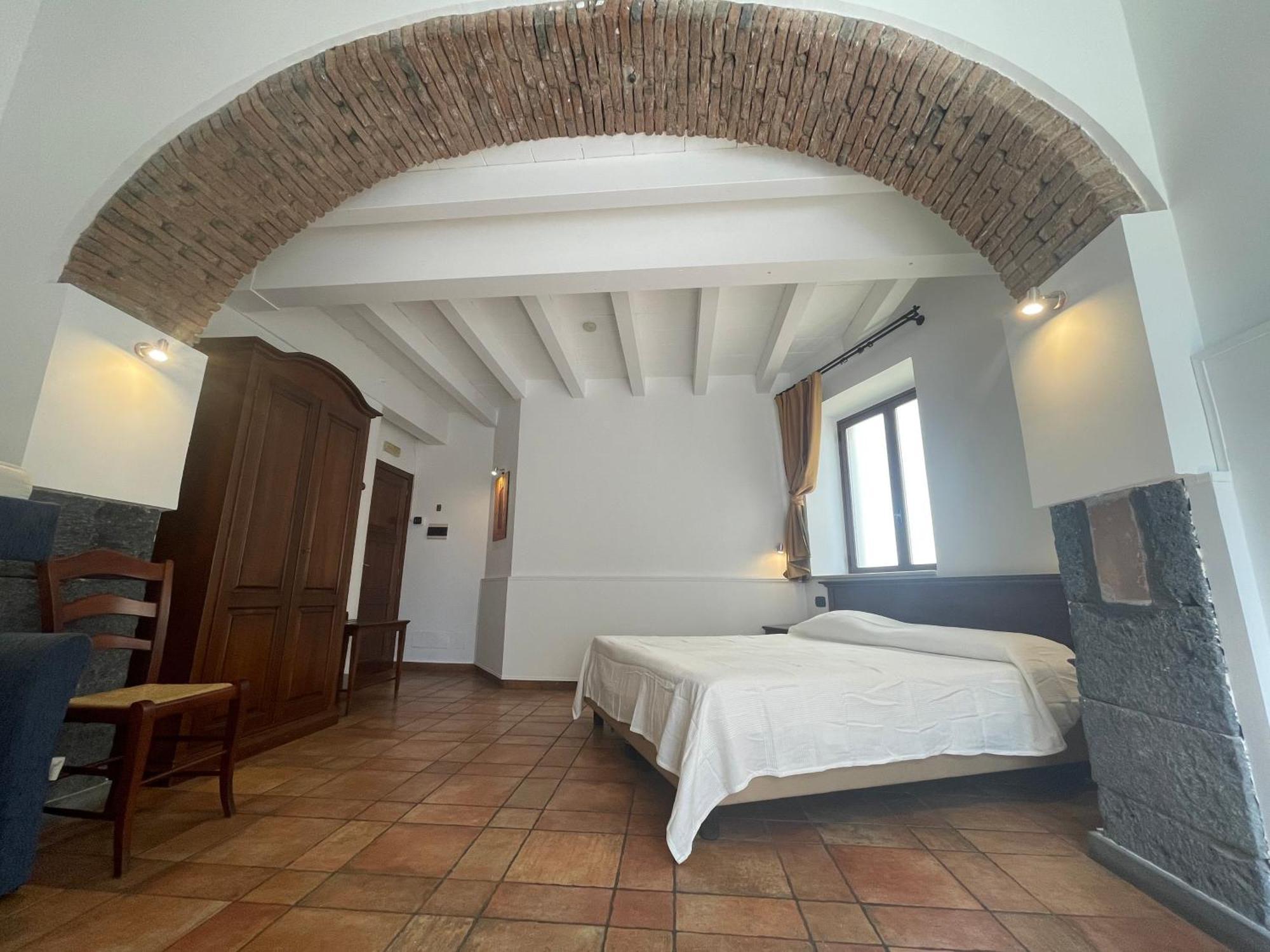 Hotel Capomulini 3 Stelle Acireale Zewnętrze zdjęcie