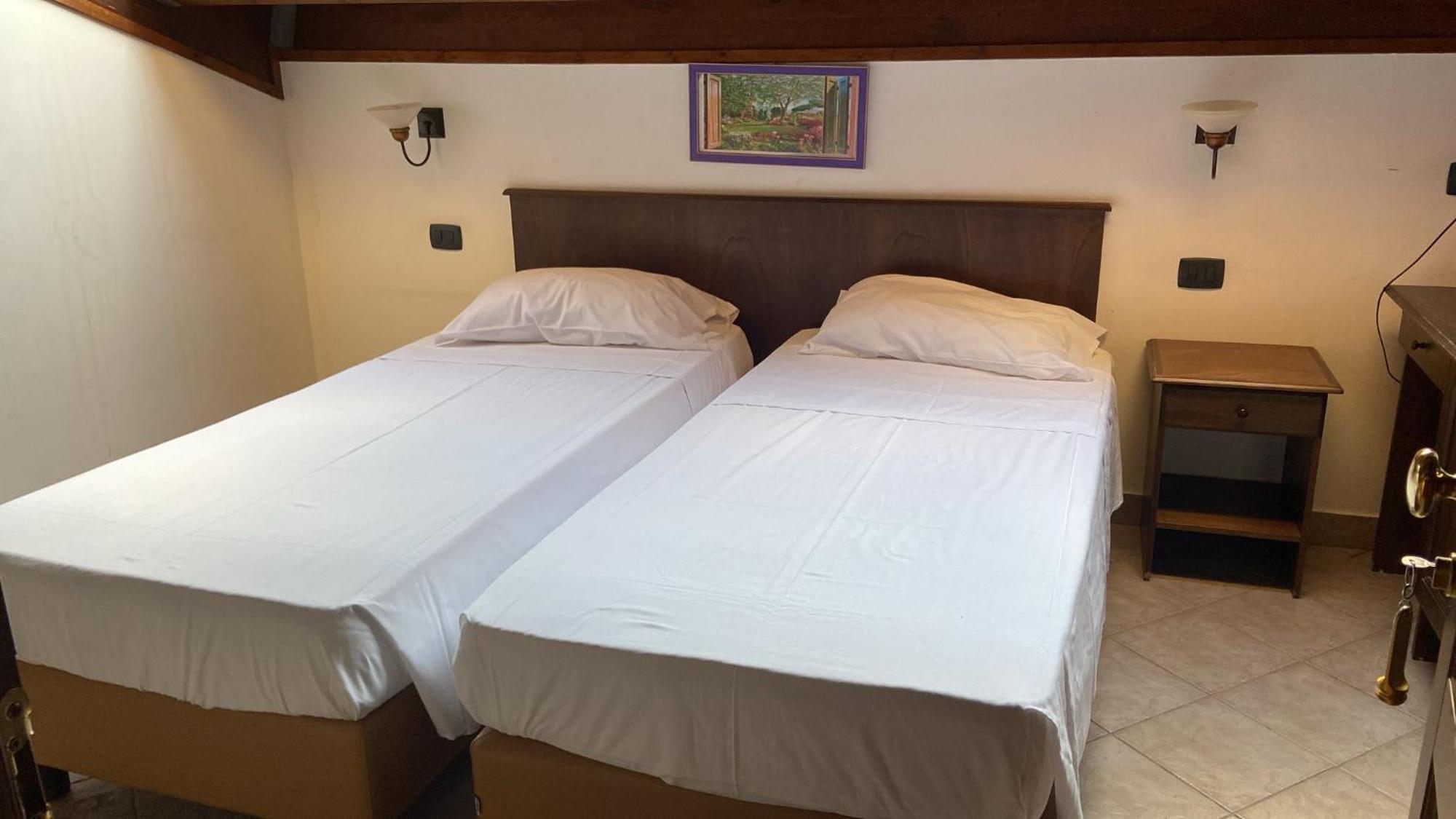 Hotel Capomulini 3 Stelle Acireale Zewnętrze zdjęcie