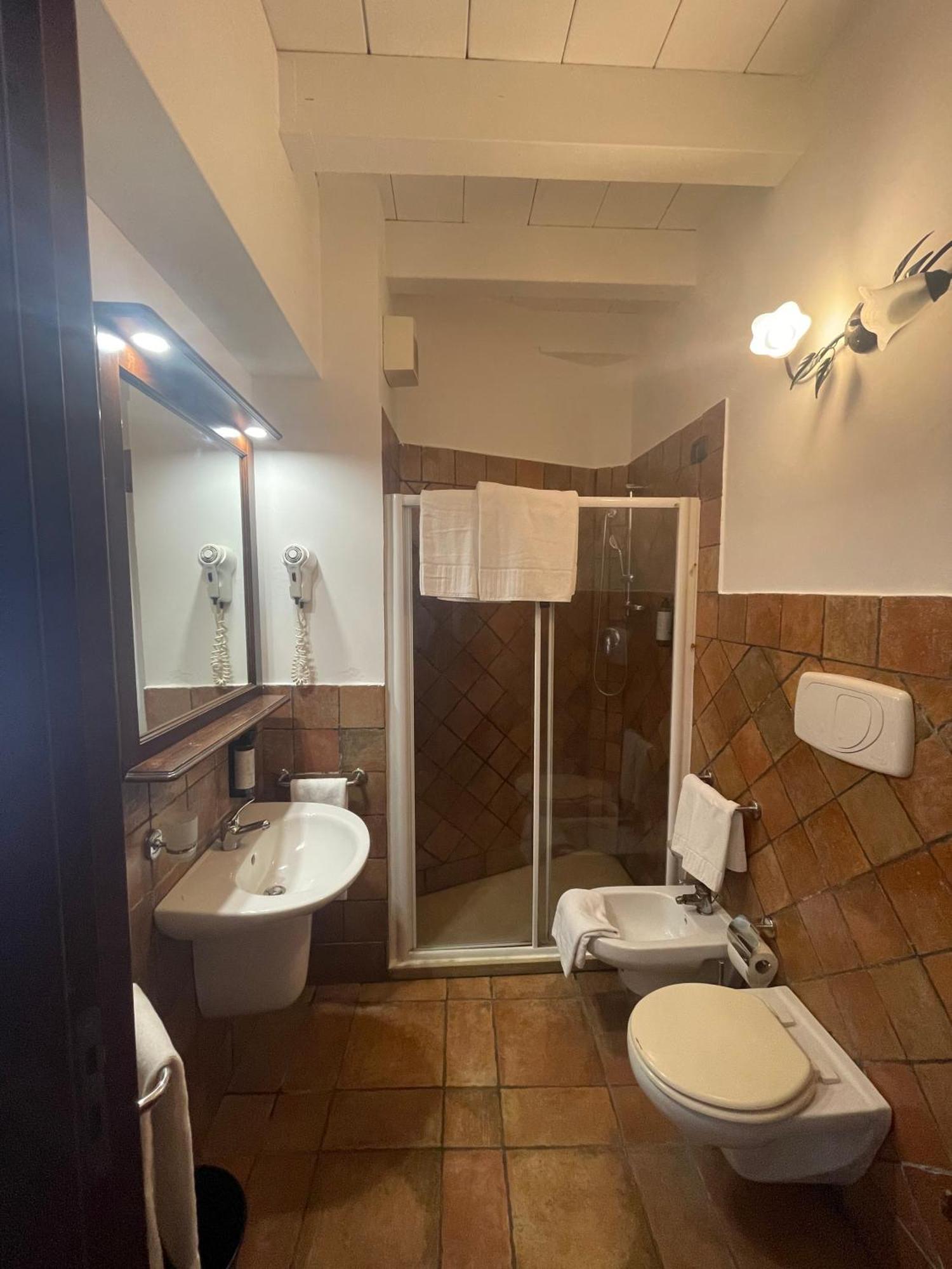 Hotel Capomulini 3 Stelle Acireale Zewnętrze zdjęcie
