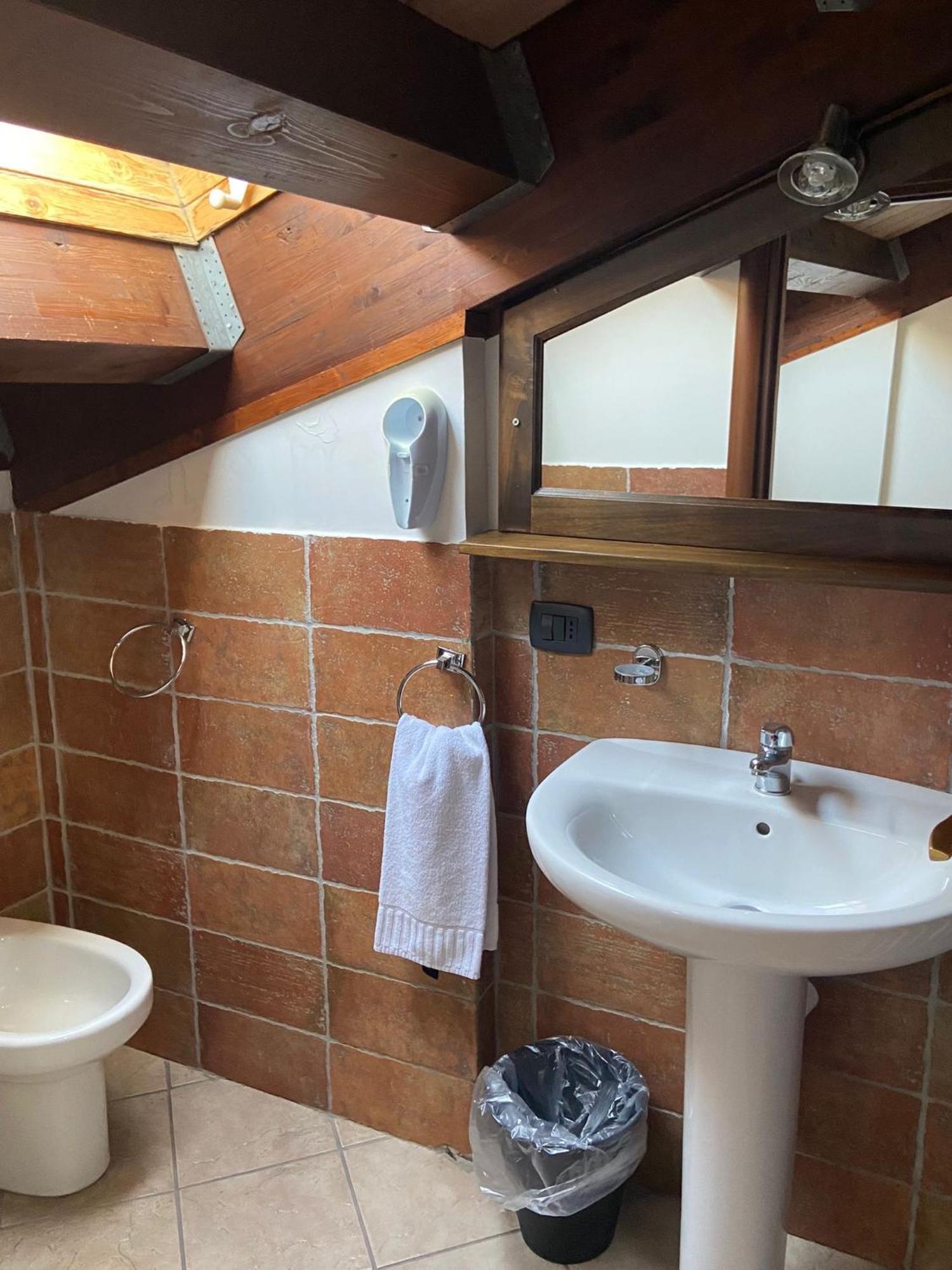 Hotel Capomulini 3 Stelle Acireale Zewnętrze zdjęcie